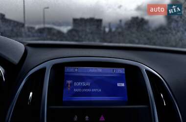 Универсал Opel Astra 2013 в 