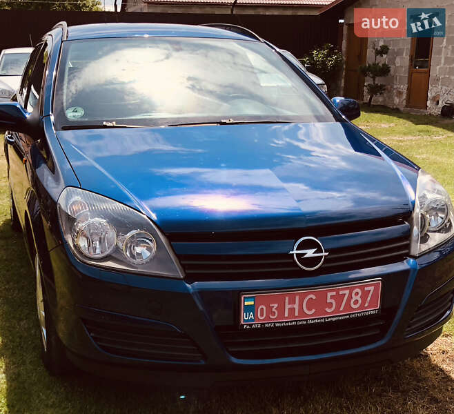Универсал Opel Astra 2005 в 
