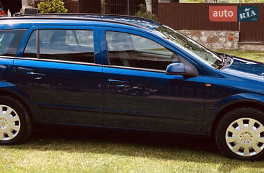 Универсал Opel Astra 2005 в 