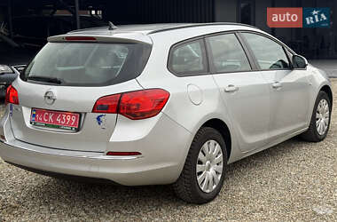 Универсал Opel Astra 2015 в 