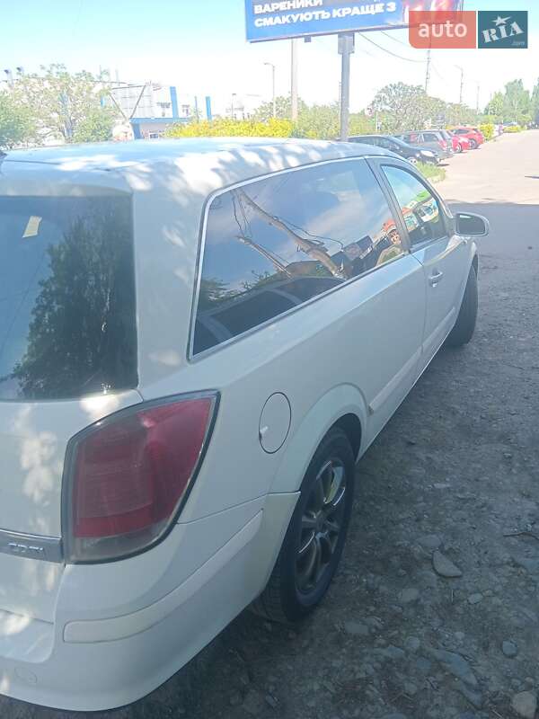 Универсал Opel Astra 2007 в Дрогобыче