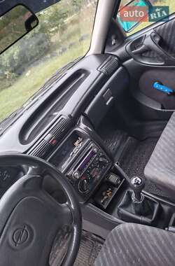 Седан Opel Astra 1994 в 