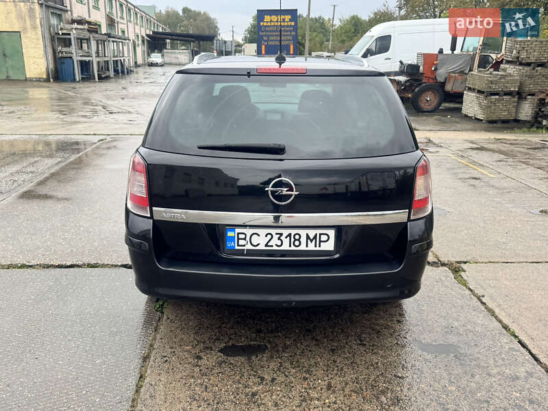 Универсал Opel Astra 2007 в Стрые