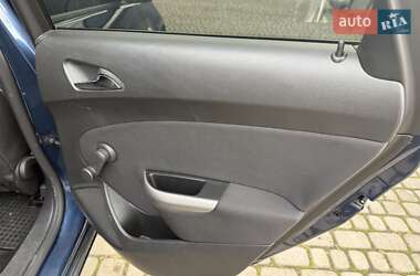 Хэтчбек Opel Astra 2010 в 