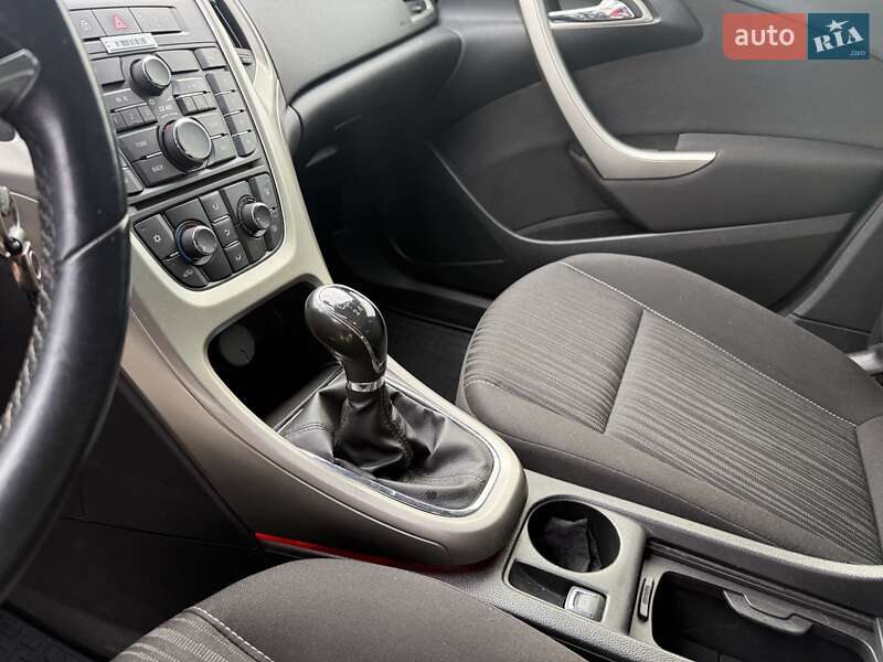 Хэтчбек Opel Astra 2010 в Шептицькому