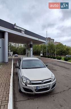 Хэтчбек Opel Astra 2006 в Николаеве