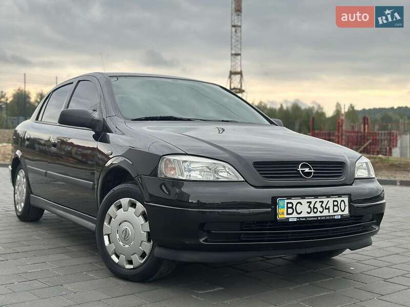 Седан Opel Astra 2008 в 