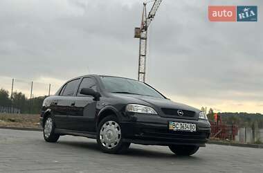 Седан Opel Astra 2008 в 