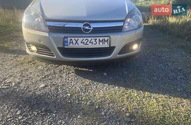 Универсал Opel Astra 2005 в 
