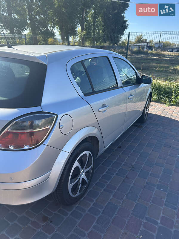 Хетчбек Opel Astra 2012 в Борисполі