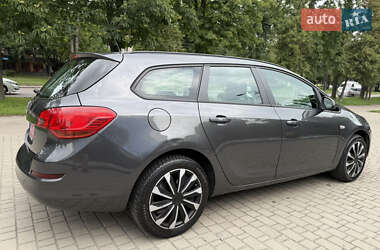 Универсал Opel Astra 2011 в 