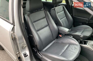 Универсал Opel Astra 2005 в 
