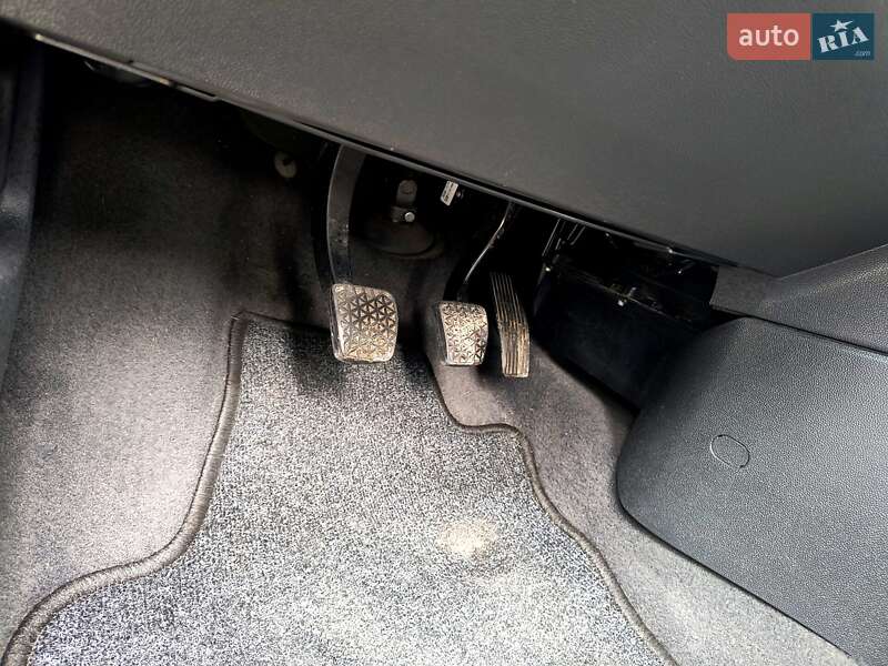 Хэтчбек Opel Astra 2009 в Звягеле
