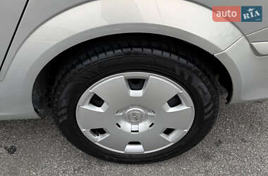 Универсал Opel Astra 2006 в 