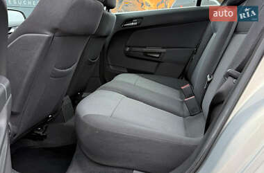 Универсал Opel Astra 2006 в 