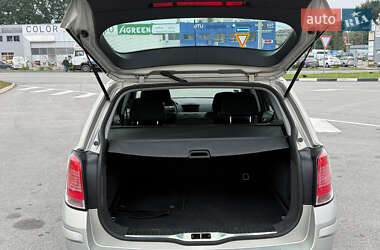 Универсал Opel Astra 2006 в 