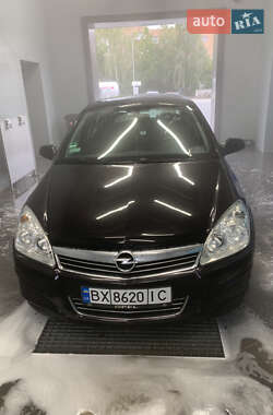 Хэтчбек Opel Astra 2007 в Каменец-Подольском