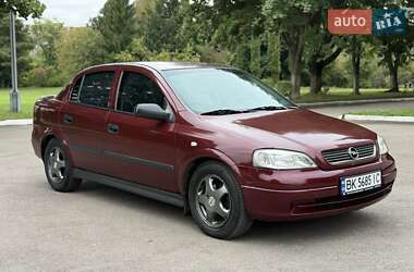 Седан Opel Astra 2008 в 