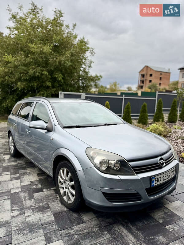 Универсал Opel Astra 2005 в Тернополе