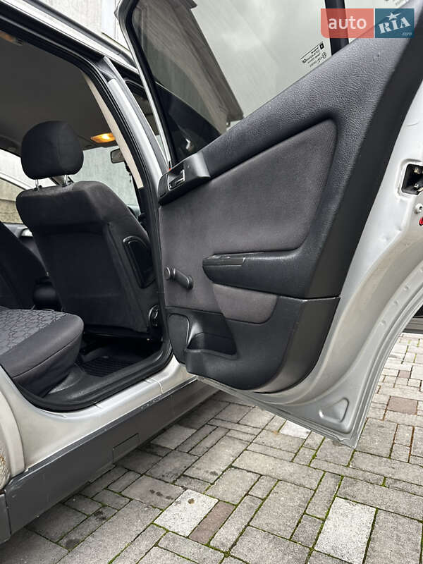 Универсал Opel Astra 1999 в Львове