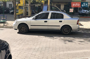 Седан Opel Astra 2005 в Софиевской Борщаговке