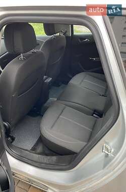 Универсал Opel Astra 2012 в 