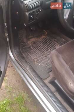 Седан Opel Astra 1992 в 