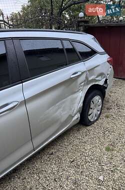 Универсал Opel Astra 2019 в 