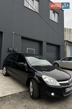 Хэтчбек Opel Astra 2008 в 
