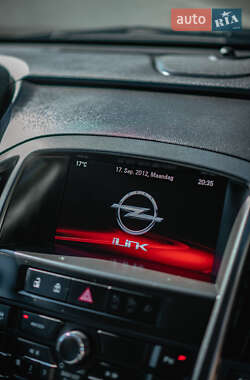 Универсал Opel Astra 2014 в 