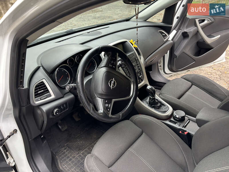 Универсал Opel Astra 2011 в Новом Роздоле фото 16 Универсал Opel Astra 2011 в Новом Роздоле