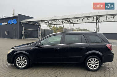 Универсал Opel Astra 2005 в 