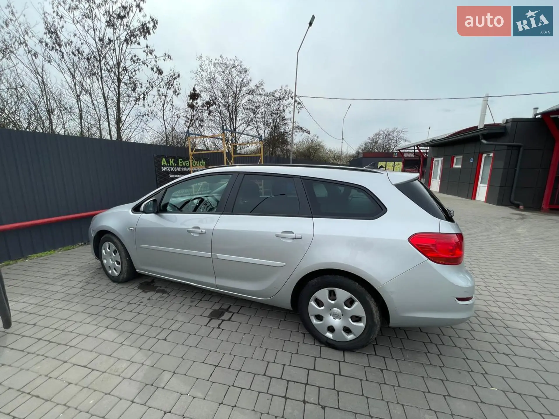 2011 Opel Astra - мініатюра 8