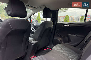 Хэтчбек Opel Astra 2016 в 