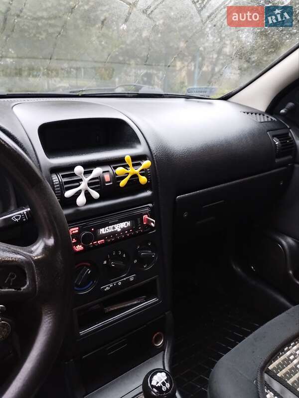 Универсал Opel Astra 2003 в Теребовле