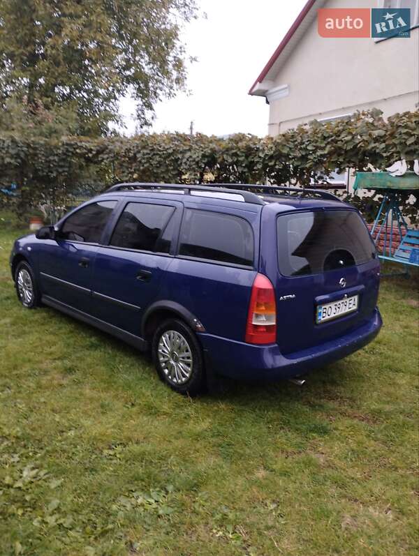 Универсал Opel Astra 2003 в Теребовле
