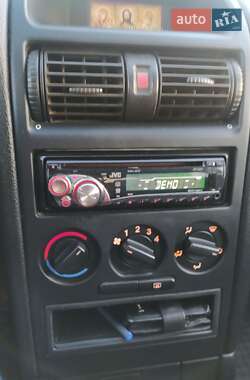 Седан Opel Astra 2008 в 