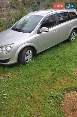 Універсал Opel Astra 2009 в Дрогобичі