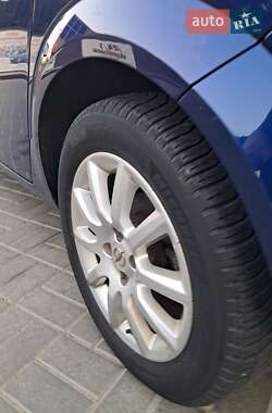 Хэтчбек Opel Astra 2009 в 