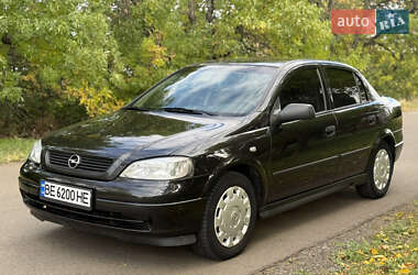 Седан Opel Astra 2007 в 