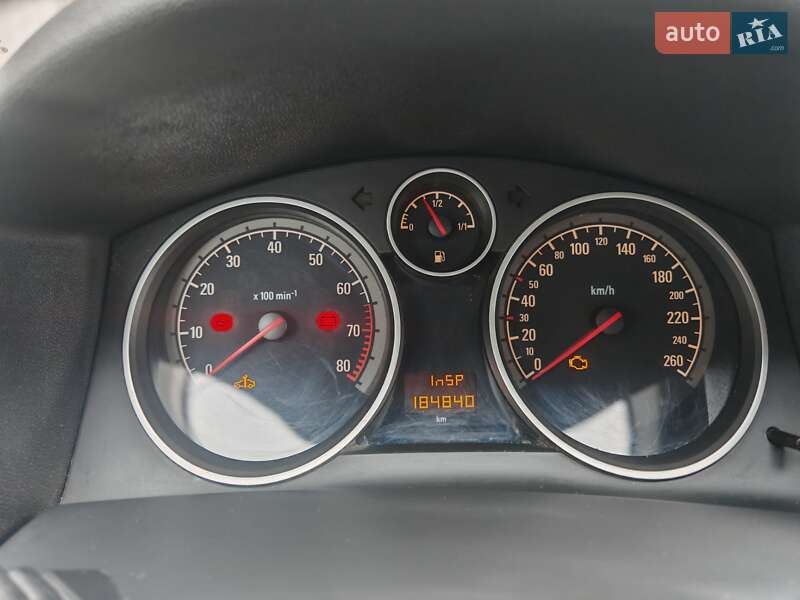 Универсал Opel Astra 2010 в Харькове