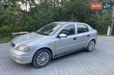 Хэтчбек Opel Astra 1999 в 