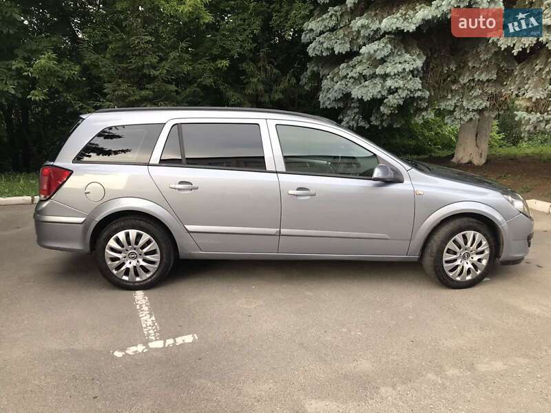 Универсал Opel Astra 2005 в Хмельницком