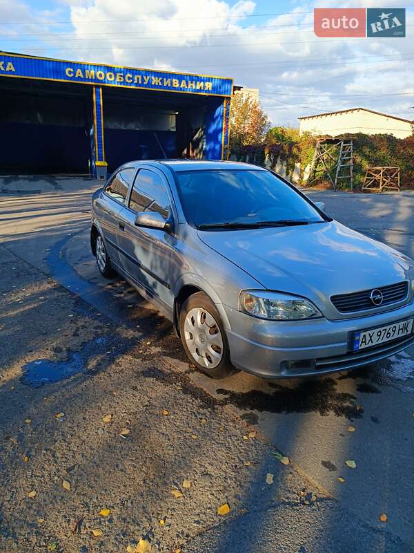 Хэтчбек Opel Astra 2002 в Харькове