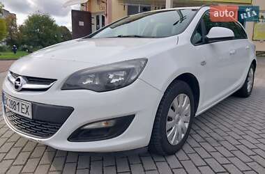 Универсал Opel Astra 2013 в Львове