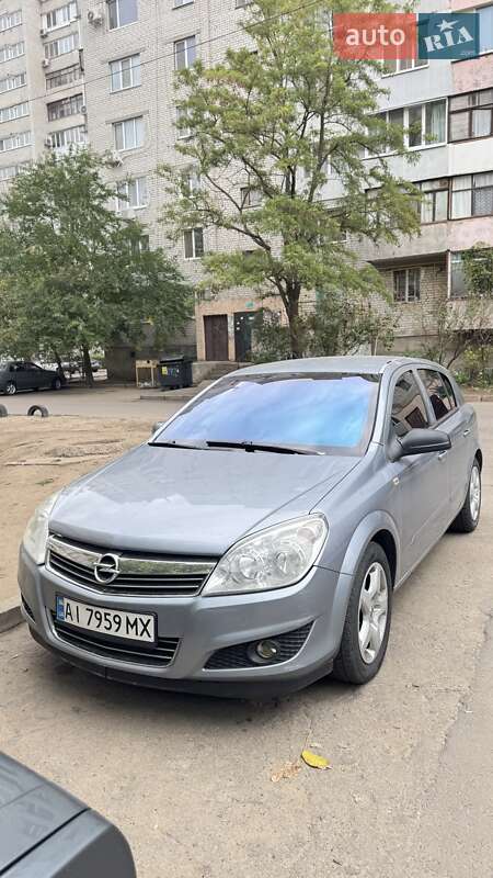 Opel Astra 2008