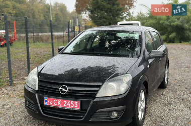Хетчбек Opel Astra 2004 в  фото 6 Хетчбек Opel Astra 2004 в