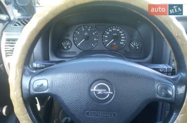 Седан Opel Astra 2000 в 