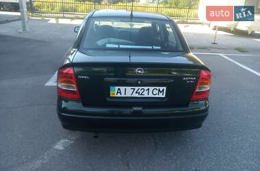 Седан Opel Astra 2000 в 