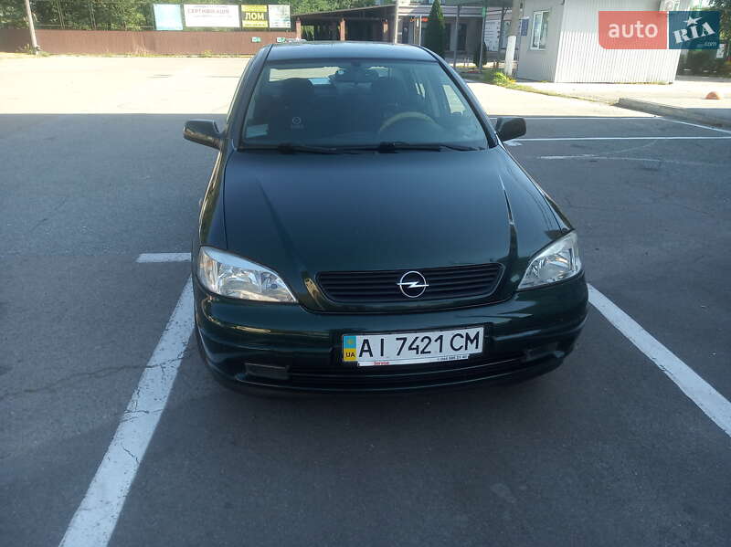 Седан Opel Astra 2000 в Броварах